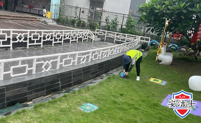 东方园林树木灭白蚁